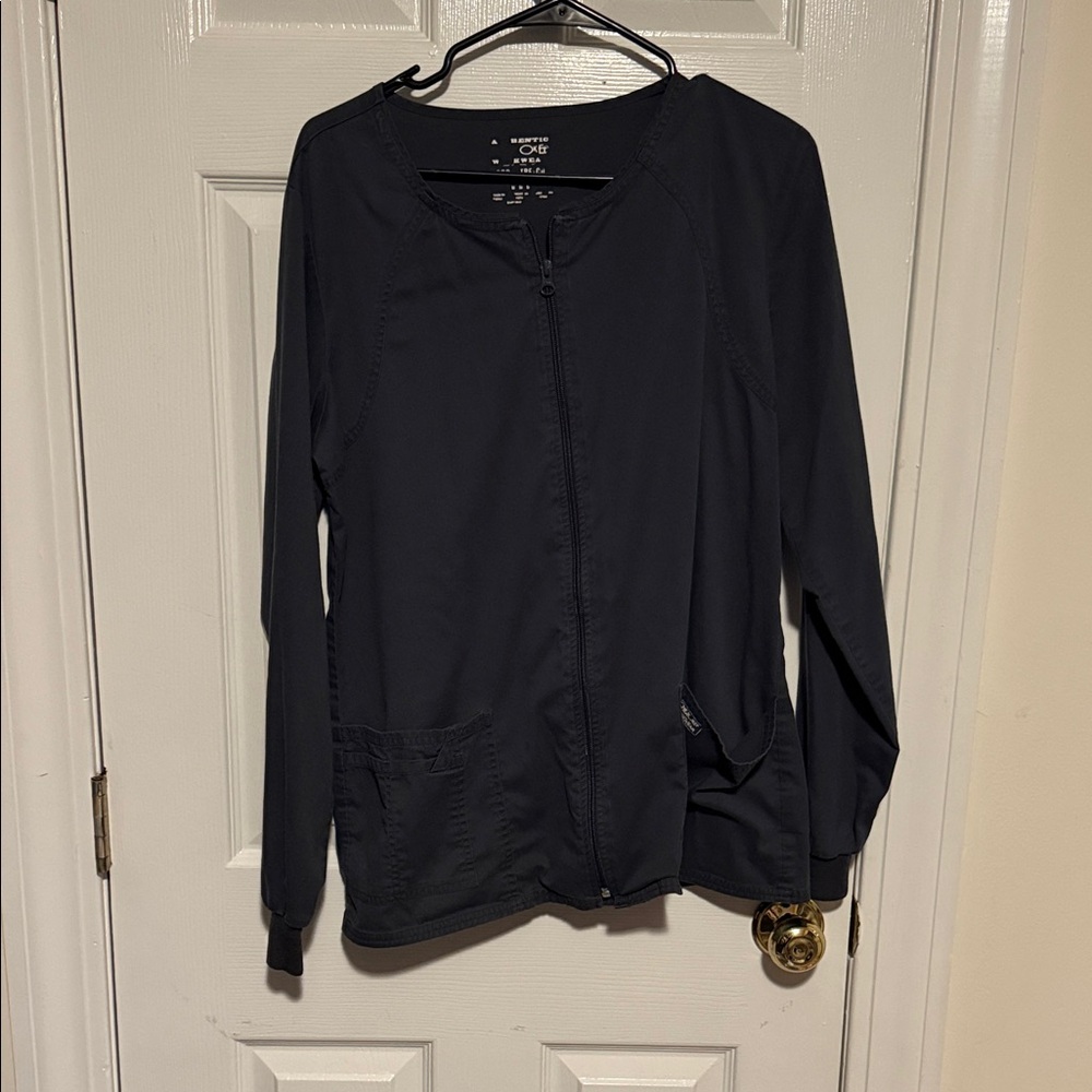 Women's Black Zip-Up Jacket